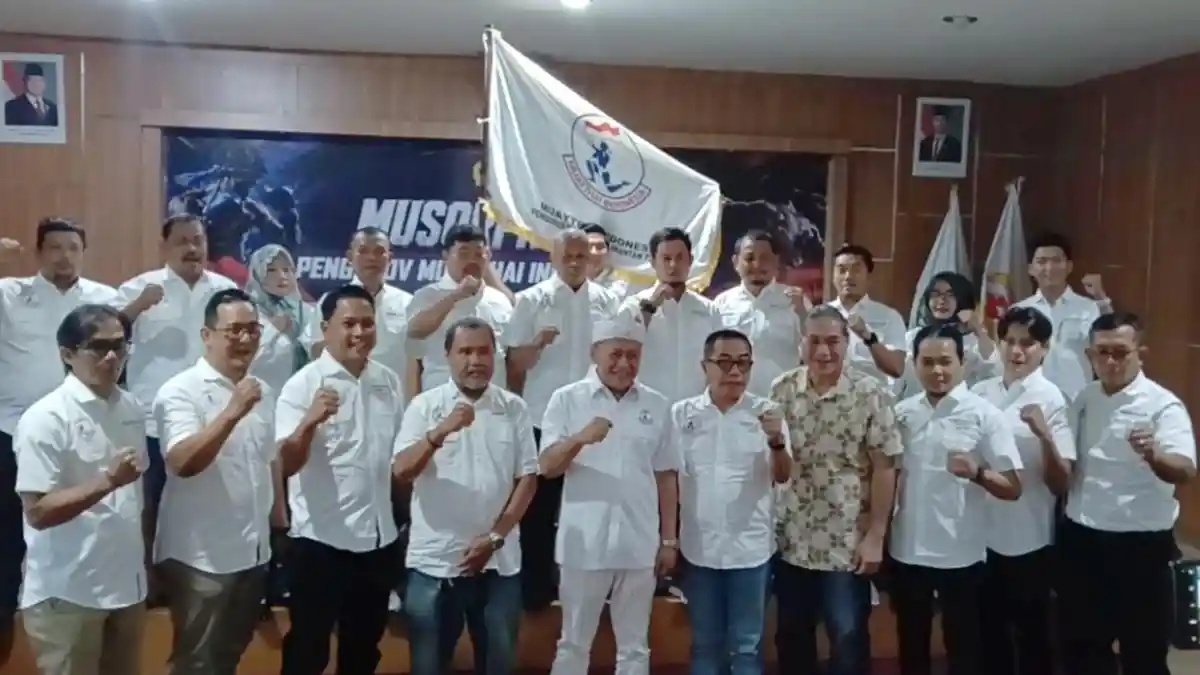 Aklamasi Pimpin MI Kaltim, Rusdiansyah Aras Pasang Target Emas Muaythai Kaltim di Ajang Nasional - Tribunkaltim.co
