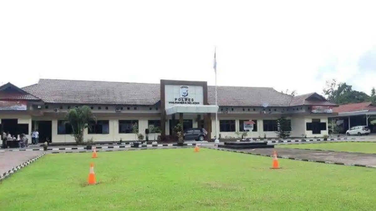 Polres Halmahera Selatan Dinilai Tak Serius Proses Hukum Kasus Pengerusakan Kantor Desa Sabatang