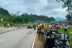 Tumbuhkan Kepedulian Lingkungan, Forkopimcam Sekayam Gelar Kerja Bakti Bersama