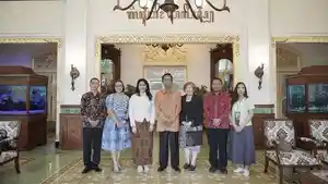 Sri-Sultan-HB-X-Dukung-Pemulihan-Desain-Asli-Grand-Hotel-De-Djokja.jpg