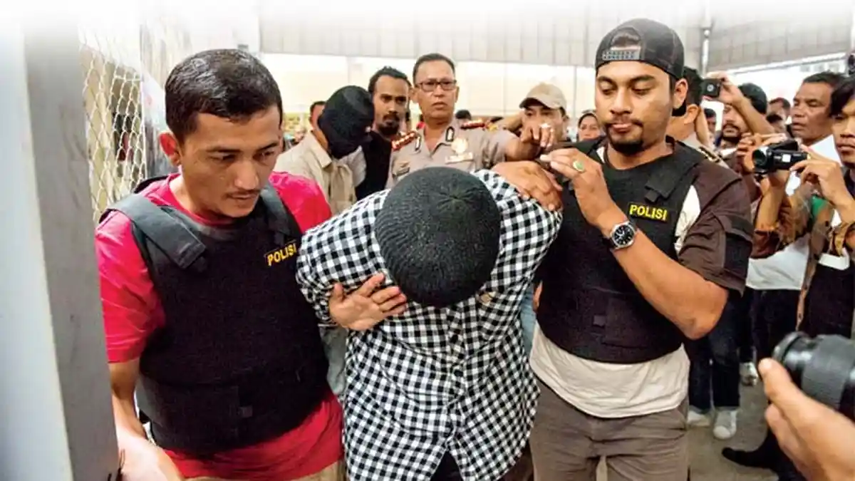 10 Fakta Penangkapan Ridwan, Pembunuh Asun Sekeluarga di Gampong Mulia