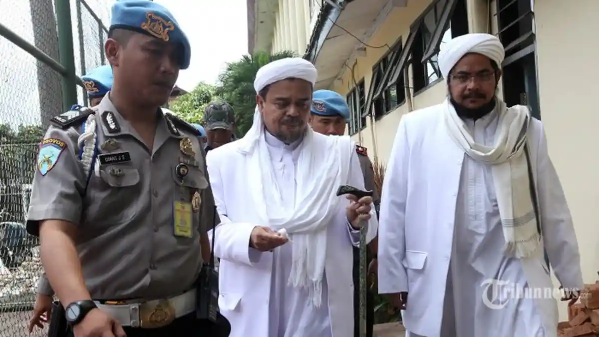 Habib Rizieq Tetap di Arab Saudi, Prabowo Diminta Bertindak, Moeldoko: Pulang Saja