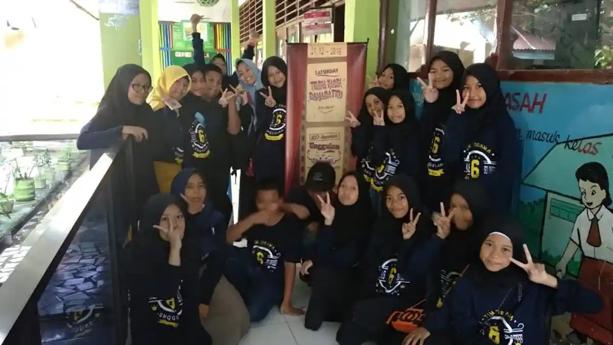 FOTO-FOTO: Refreshing Setelah Ujian, SD Inpres Unggulan BTN Pemda Gelar Nobar - sd-impres-unggulan-2.jpg