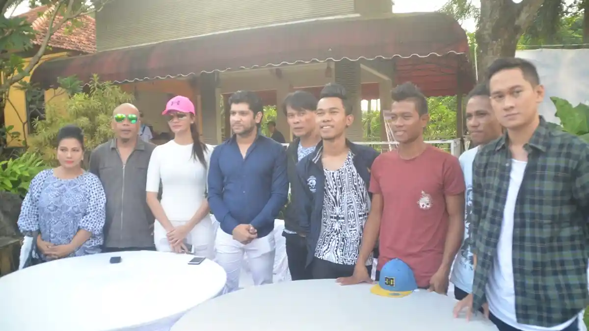 Cemen Senang Trailer Film Humor Baper Bikin Penonton Ketawa
