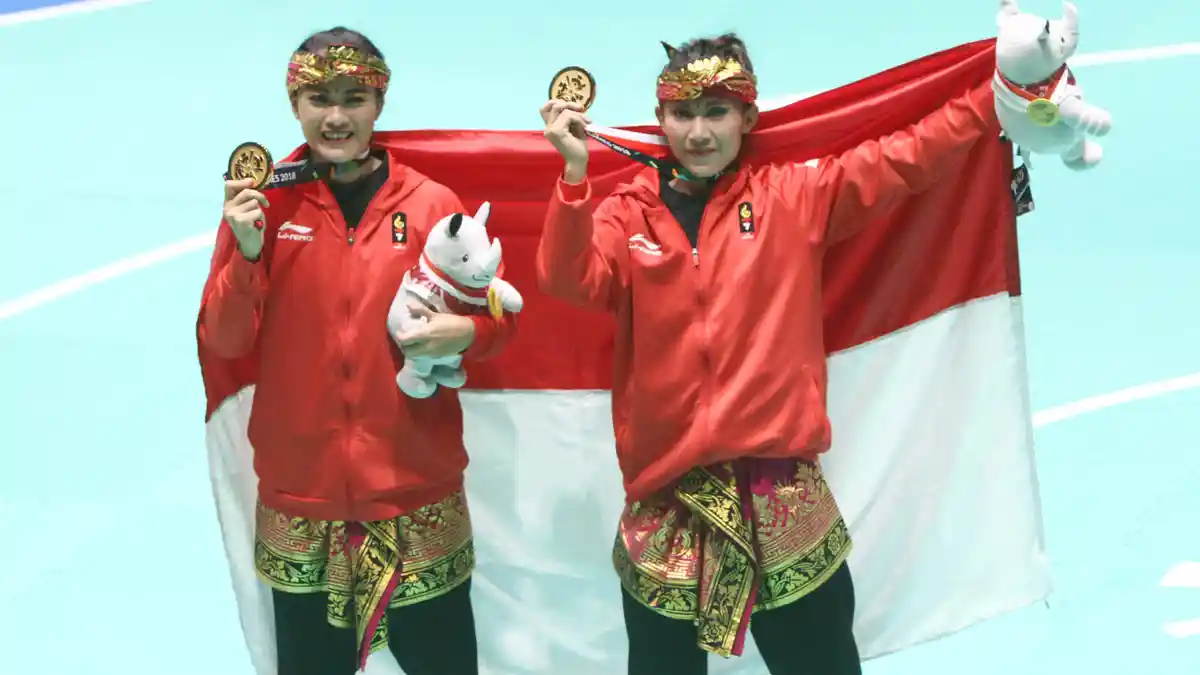 Pesilat Indonesia Peraih Medali Emas Ganda Putri Jadi Sorotan Media Asing