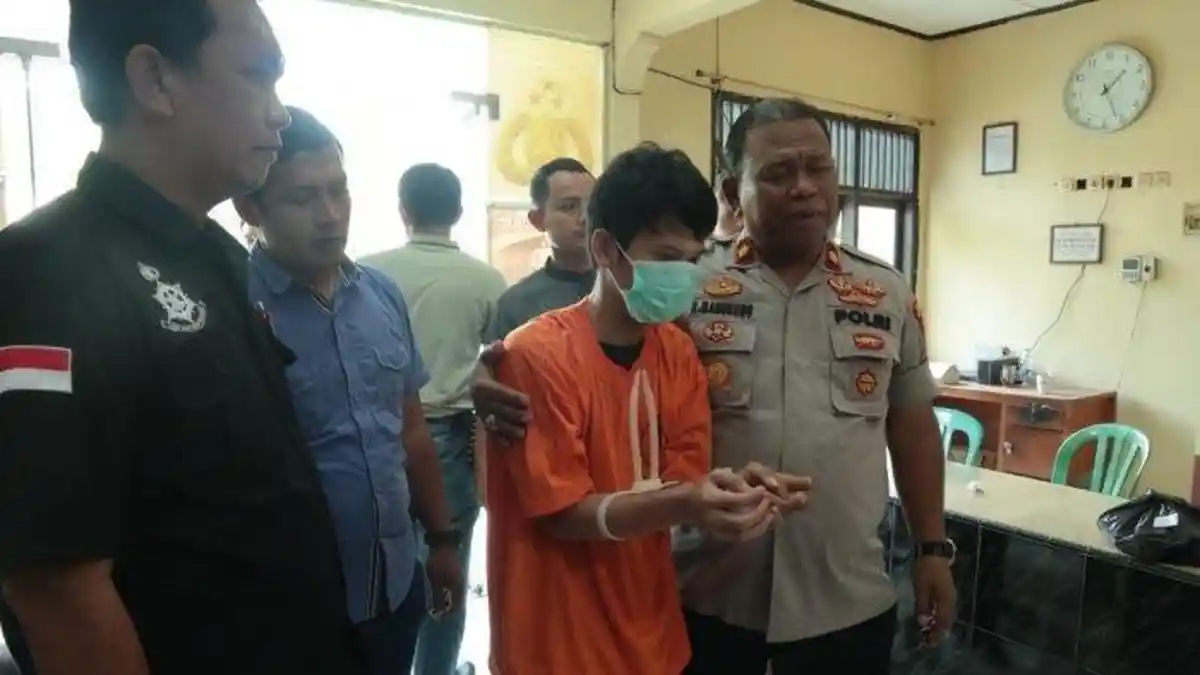 Rumah Tangganya di Ujung Pereceraian, Pria Ini Habisi Anaknya dan Coba Bunuh Diri