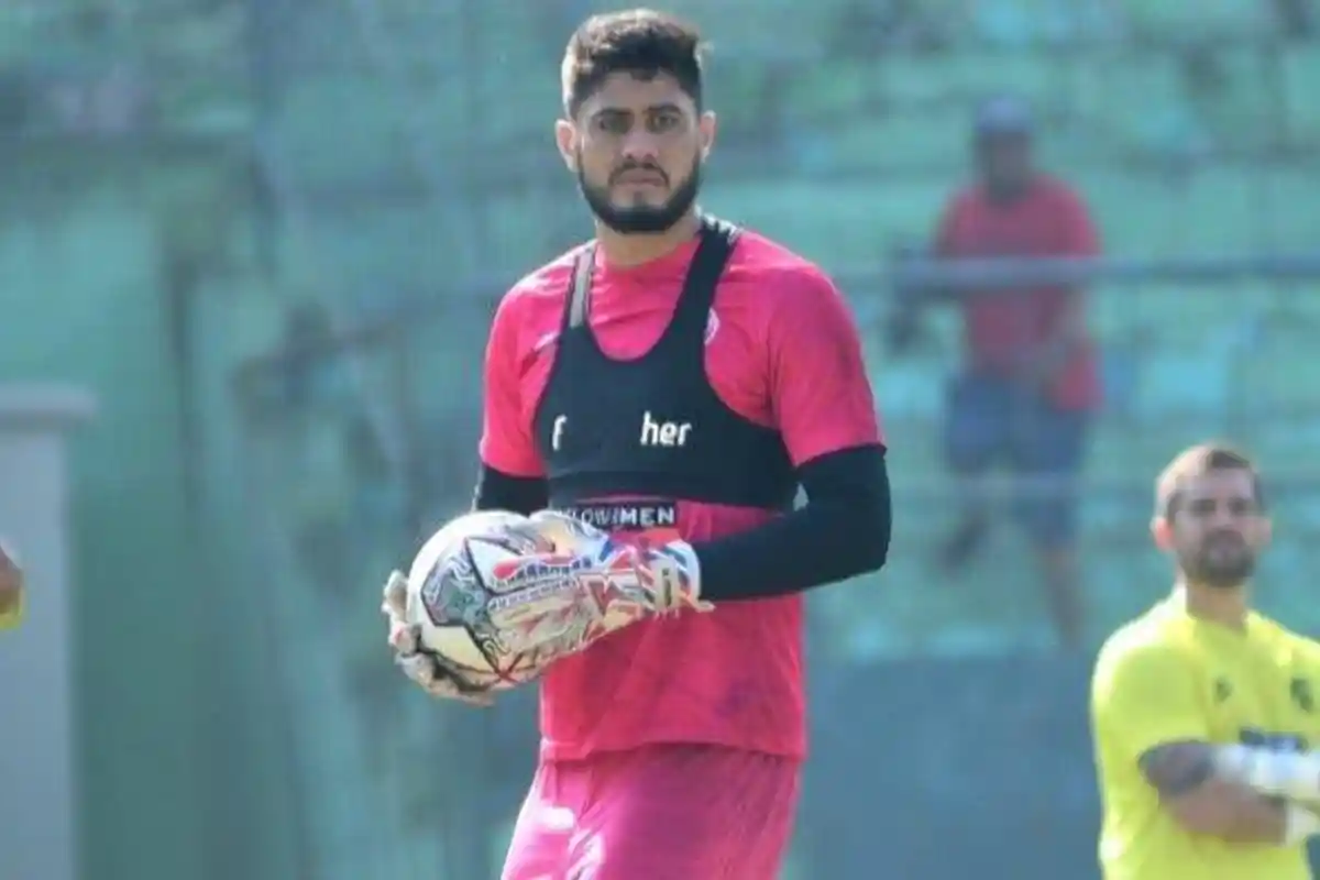 Nasib Adilson Maringa yang Tampil Kurang Memuaskan di Liga 1, Kiper Andalan Terancam Didepak Arema?