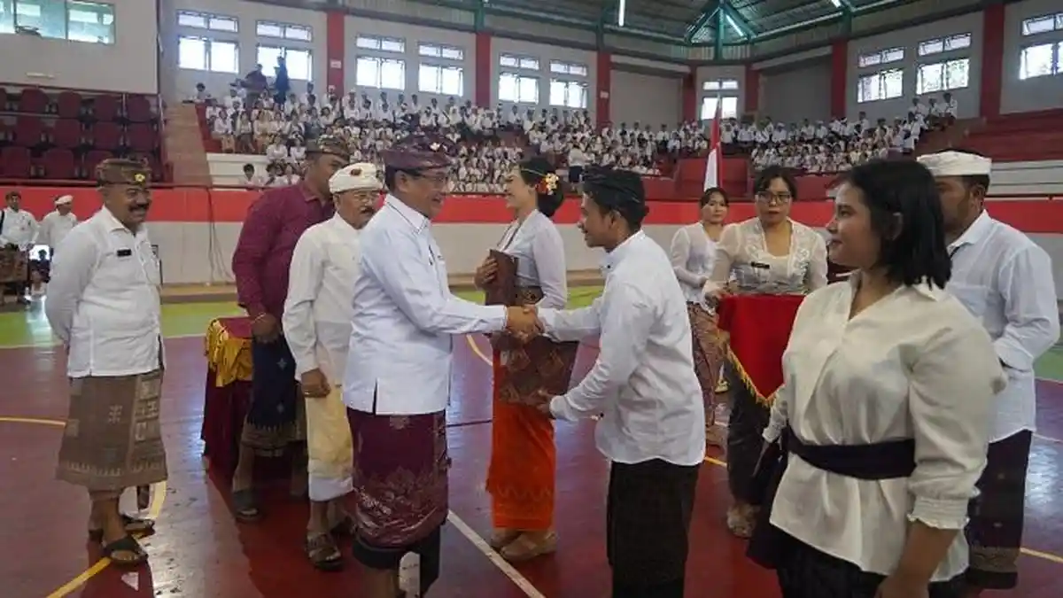 1.080 Peserta Lolos PPPK dan CPNS Di Karangasem, Langsung Terima SK Pengangkatan Formasi 2023