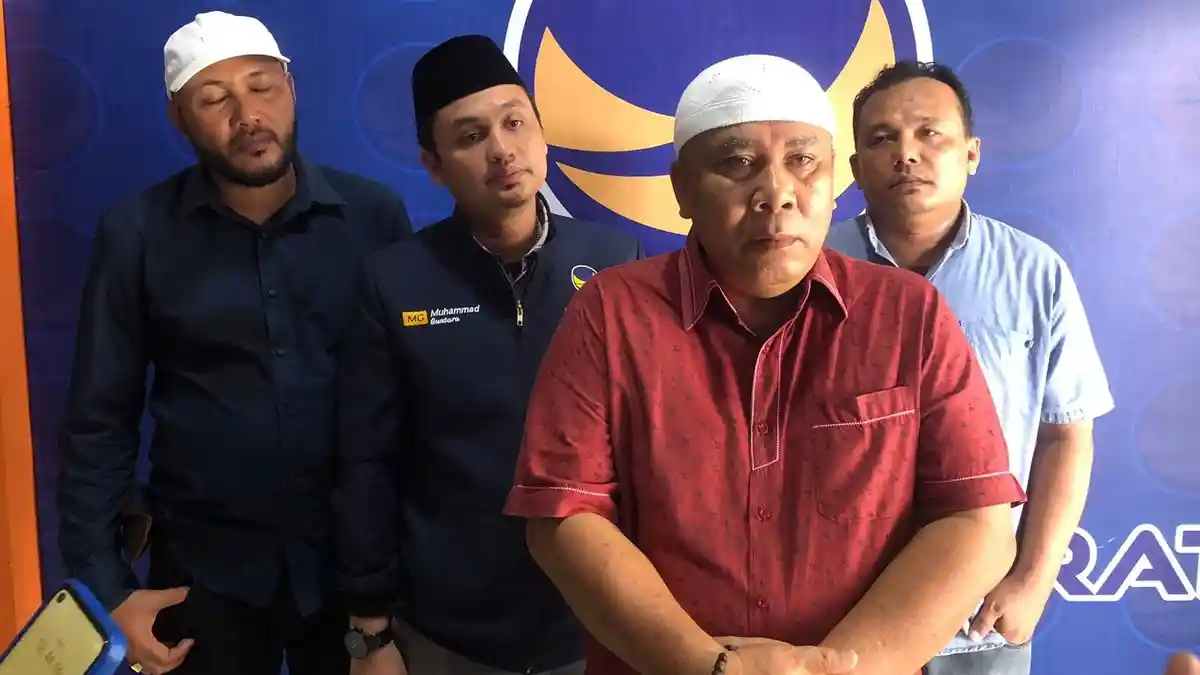 Maju Pilkada 2024 Pasaman Barat, Mantan Anggota DPR RI Agus Susanto Daftar ke Nasdem dan PKB