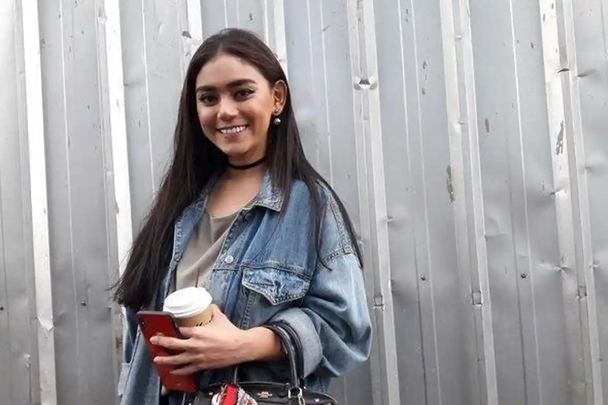 Kasarnya Suami Aktris Thalita Latief: Muka Saya Dilempar Pakai HP, Gigi Patah, Dagu Saya Berdarah