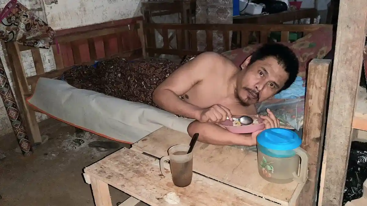 39 Tahun Lumpuh, Pria di Banyumas Ini Belum Pernah Sama Sekali Dapat Bantuan