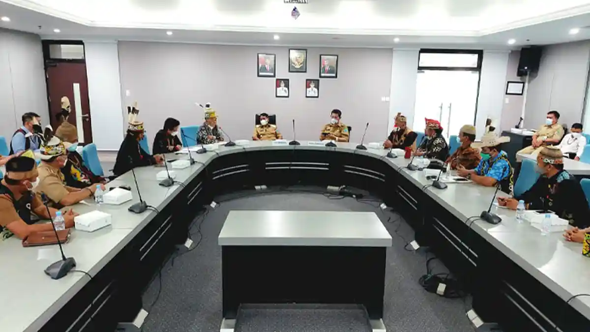 Terima Kunjungan Tokoh Adat, Gubernur Kaltara Upayakan Anak Daerah Jadi Prioritas