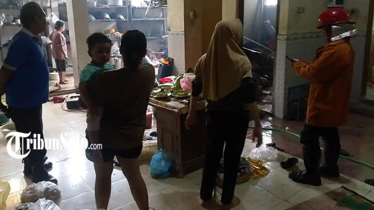 Kebakaran Dapur Warung Makan di Wonogiri, Gas Bocor saat Sedang Dipakai Memasak