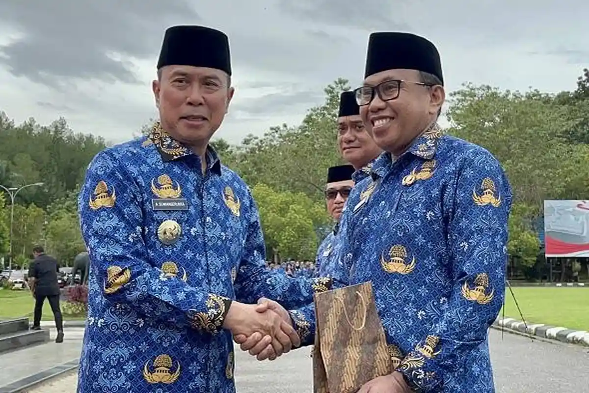 Gubernur Sulawesi Tenggara Beri Reward Setiap Senin bagi Instansi dan Pegawai Teladan