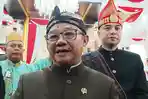 SEKOLAH-DARURAT-Menteri-Pendidikan-Dasar-dan-Menengah-Mendikdasmen.jpg