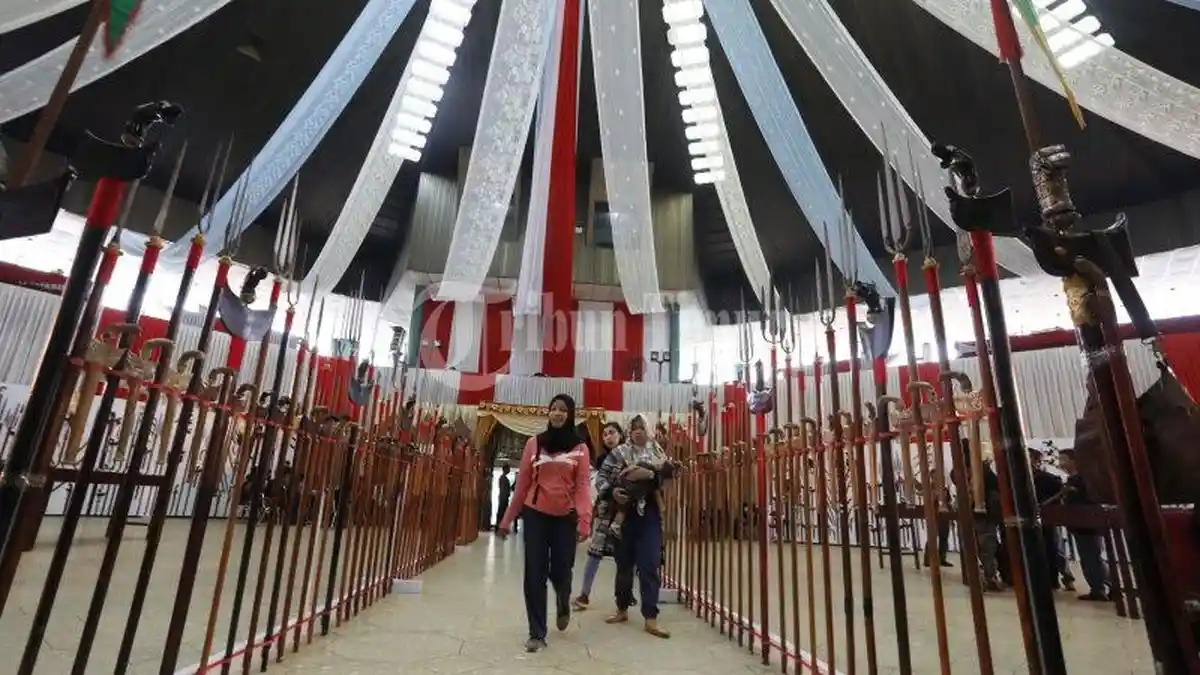 Tiga Senjata Tradisional Milik Sulawesi Barat