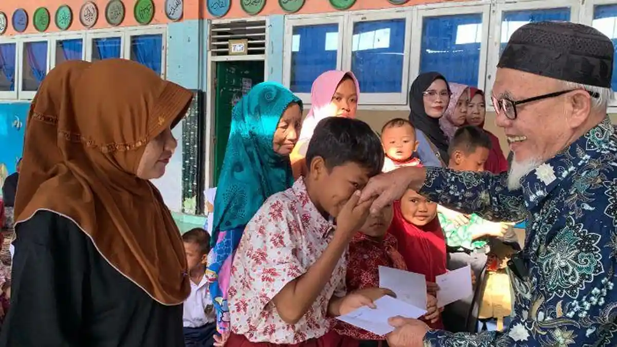 75 Pelajar Berprestasi di Muara Enim Terima Bantuan Dari Lazismu