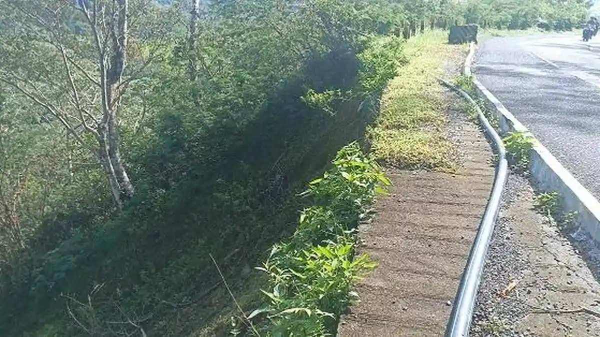 Warga Borong Minta Bangun Tembok Pagar pada Jurang Bekas Longsor di Golo Loni
