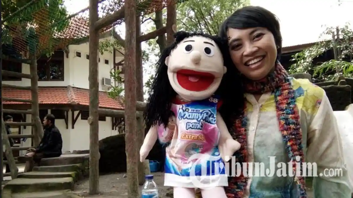Perkembangan Pesat Dunia Digital, Boneka Tangan Jadi Andalan Pendongeng Lokal