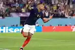 Mbappe-cetak-gol-ke-gawang-Denmark.jpg
