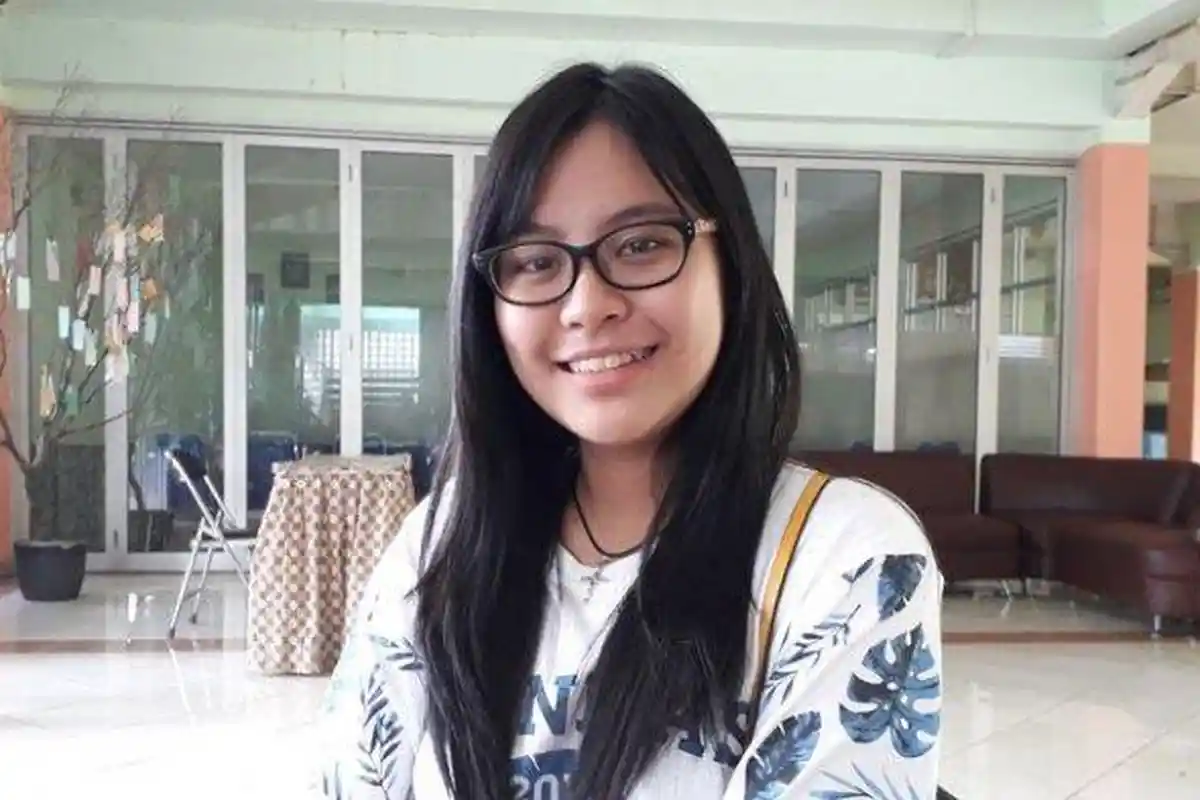 Nadya Laurentia Si Peraih Nilai UNBK Tertinggi IPA di Jawa Barat, Ini Loh Rahasia Cara Belajarnya!