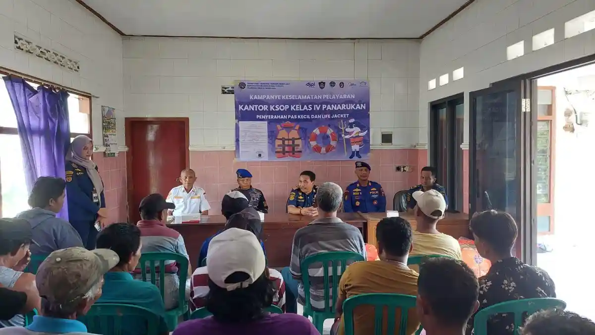 KSOP Panarukan Kampanyekan Keselamatan Nelayan Hadapi Cuaca Ekstrem di Situbondo
