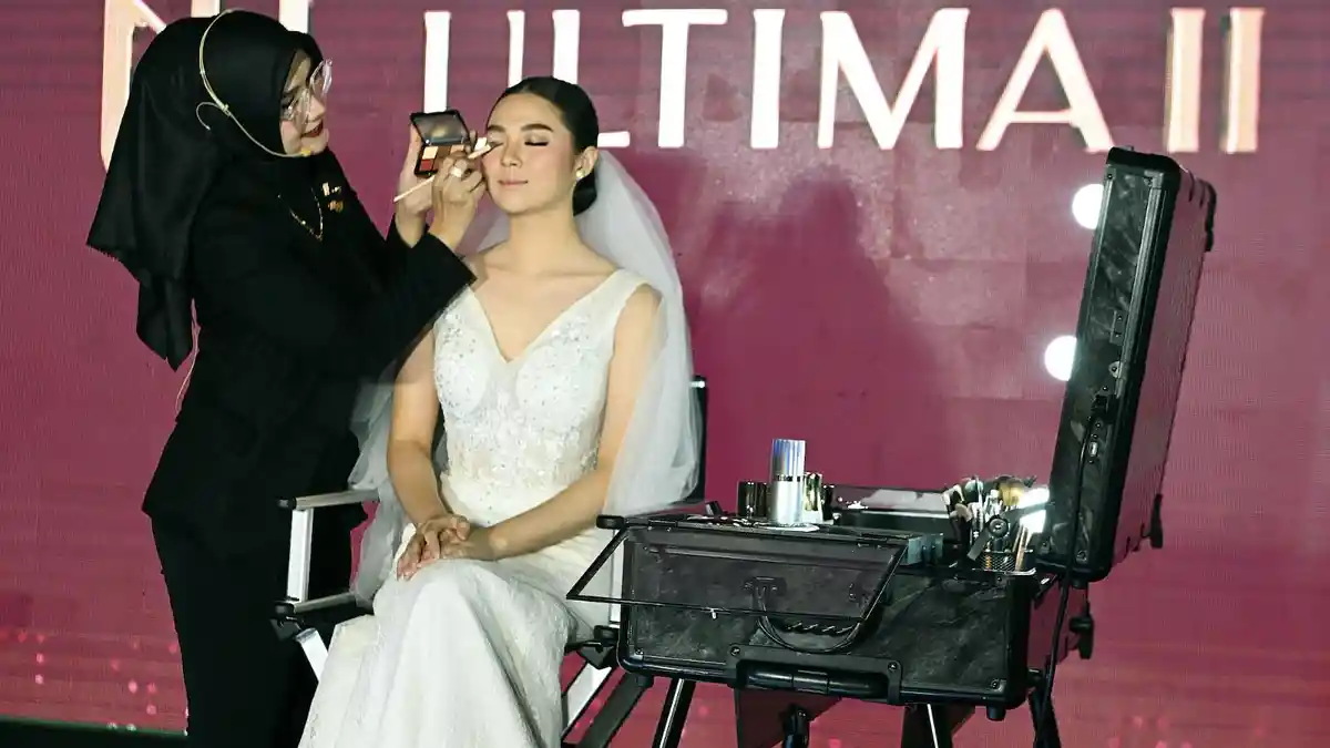 ULTIMA II Gelar Wonderwear Professional Makeup Challenge 2024, Digelar ...