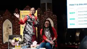 REDAKAN-STRES-DAN-CEMAS-Kegiatan-meditasi-bersama-yang-diikuti.jpg