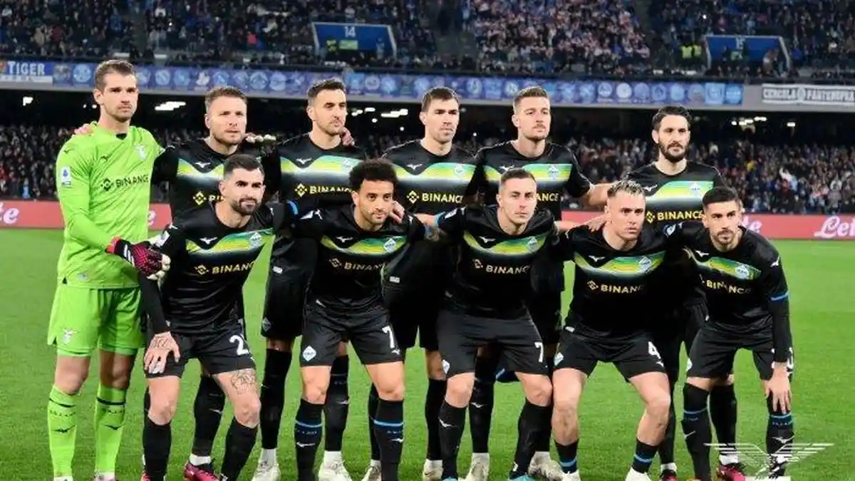 Hasil UEFA Conference League: Dipermalukan di Kandang, Lazio Takluk 1-2 dari AZ Alkmaar