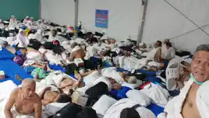 Ratusan_Jemaah_Haji_Pekanbaru_Kloter_3_Batam_Sudah_Berada_di_Arafah_Bersiap_Jalani_Puncak_Haji.jpg
