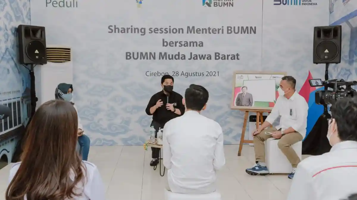 Kunjungan ke Cirebon, Menteri BUMN Apresiasi PLN Dukung 8 Ribu UMKM Hadapi Pandemi