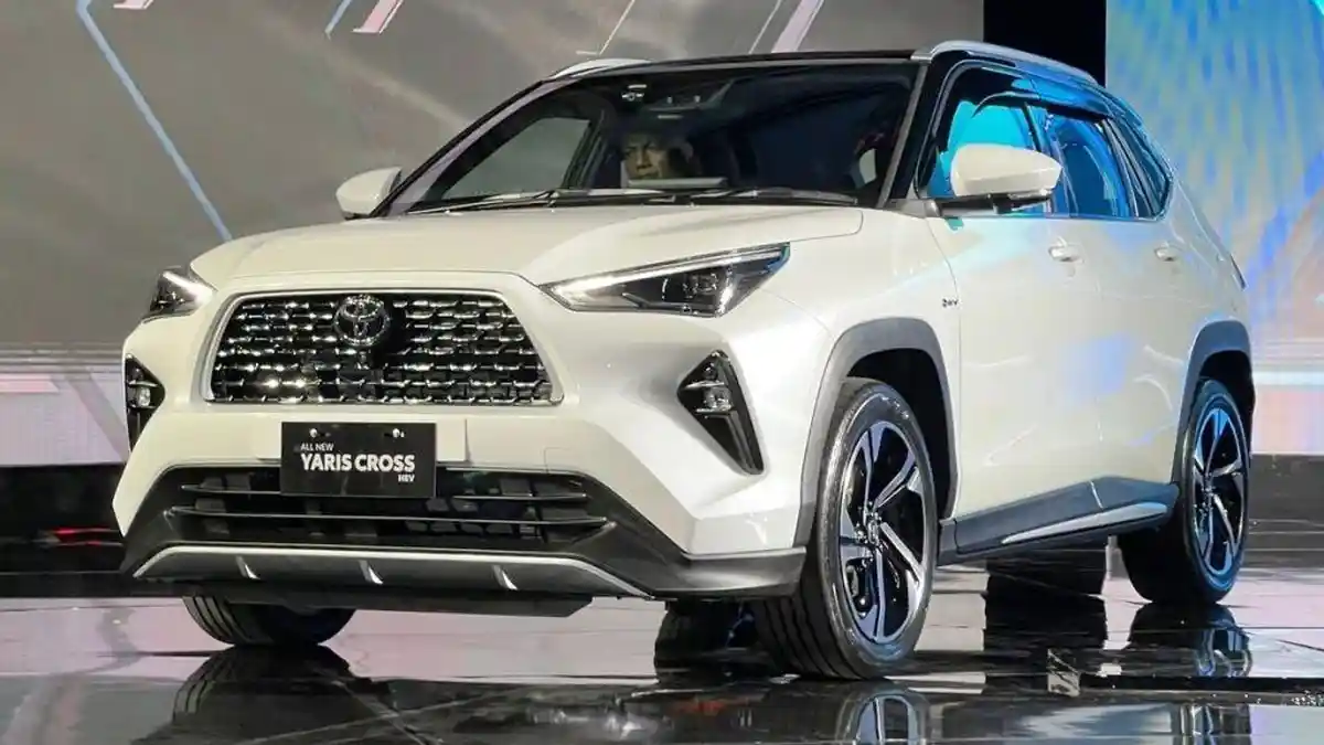 Yaris Cross Hybrid untuk Generasi Dinamis