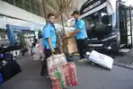 Pemudik Tujuan Jabar-Jateng Serbu Terminal Kampung Rambutan