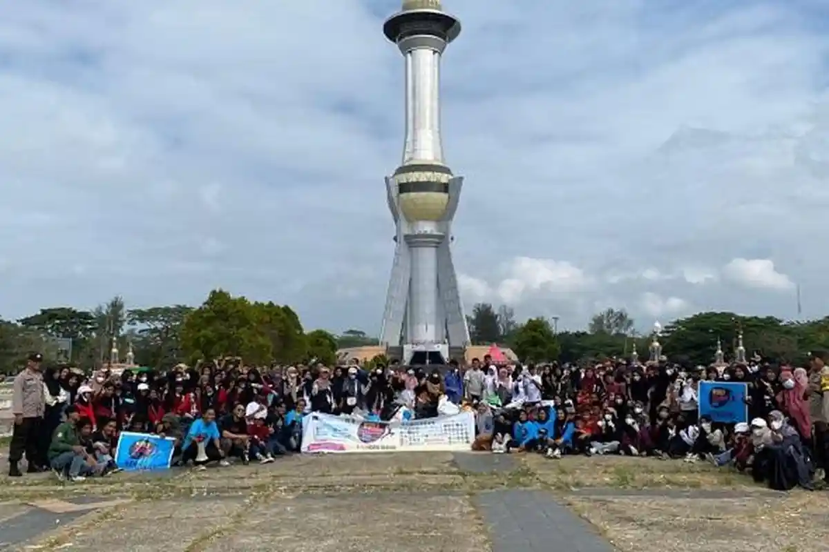 89 Komunitas di Kendari Sulawesi Tenggara Kumpulkan 3 Ton Sampah Saat Aksi World Cleanup Day 2023