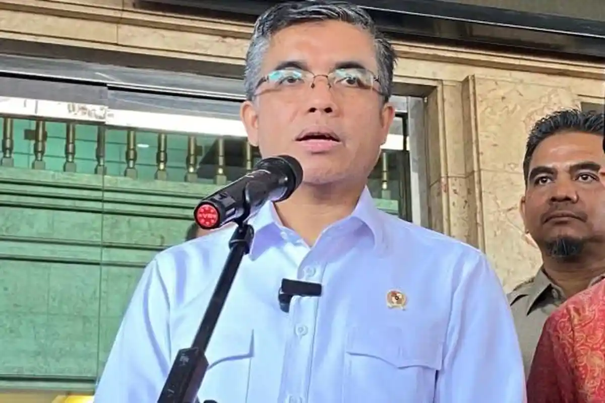 Karyawan Wajib Dapat Upah Lembur Jika Masuk Kerja saat Libur Natal dan Tahun Baru