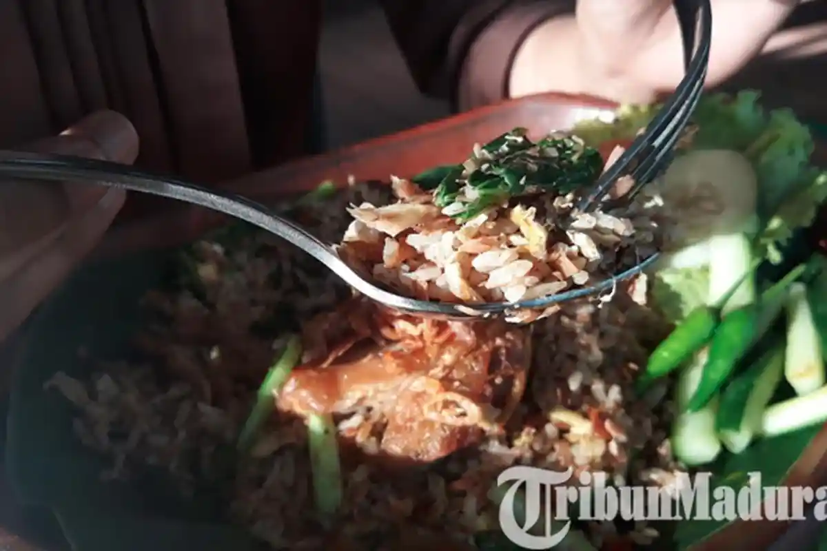 Punya Khasiat Menghilangkan Bau Badan, Yuk Coba Nasi Goreng Kecombrang Ala Waroeng Pati Surabaya