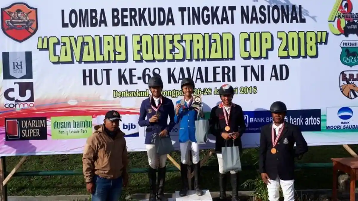 Muhammad Akbar Kurniawan Juara Kelas 115 Cm Open Equestrian HUT Kavaleri 2018