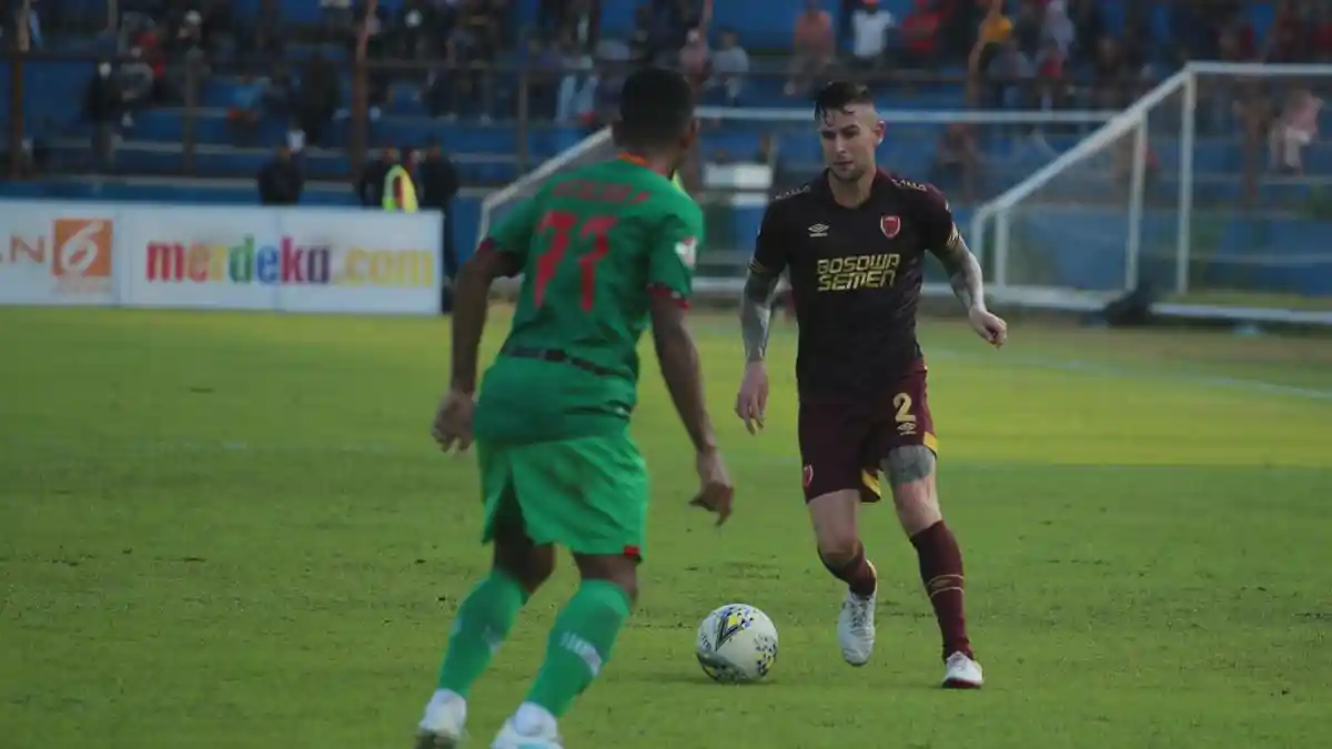 FOTO-FOTO: PSM VS Kalteng Putra, Babak Pertama Berakhir 1-1 - psm-vs-kalteng-putra-1.jpg