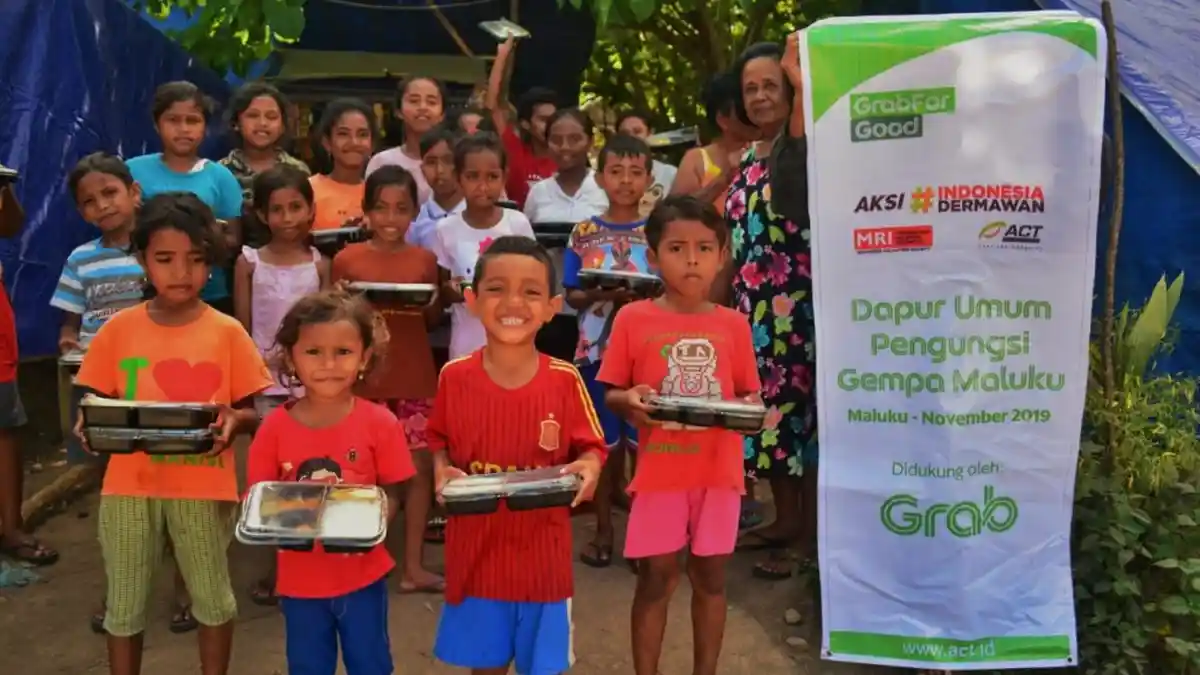 Kolaborasi Grab Indonesia dan ACT Ringankan Beban Ribuan Penyintas Gempa Maluku