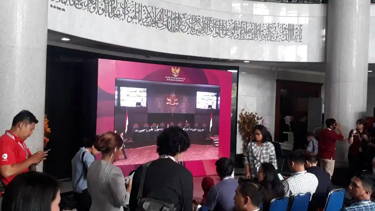Tim Hukum Prabowo-Sandi Permasalahkan Status Maruf Amin di BUMN