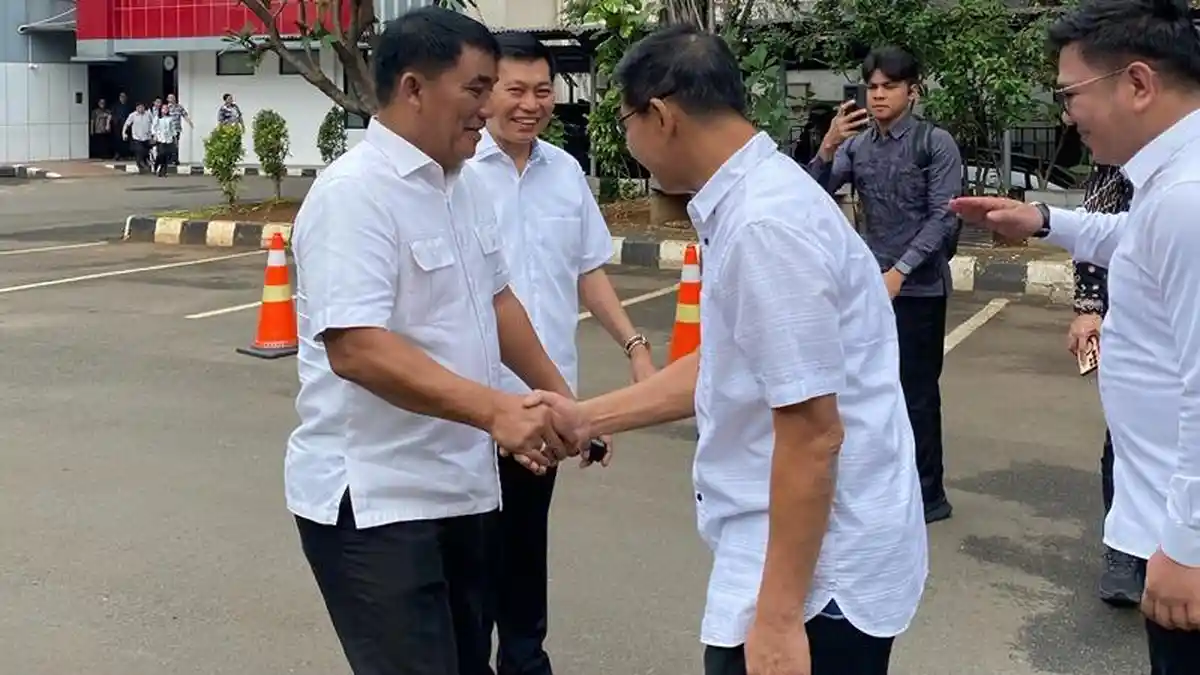 Momen Calon Kepala Daerah Sulut Kumpul di Kemendagri: Randito Maringka ...