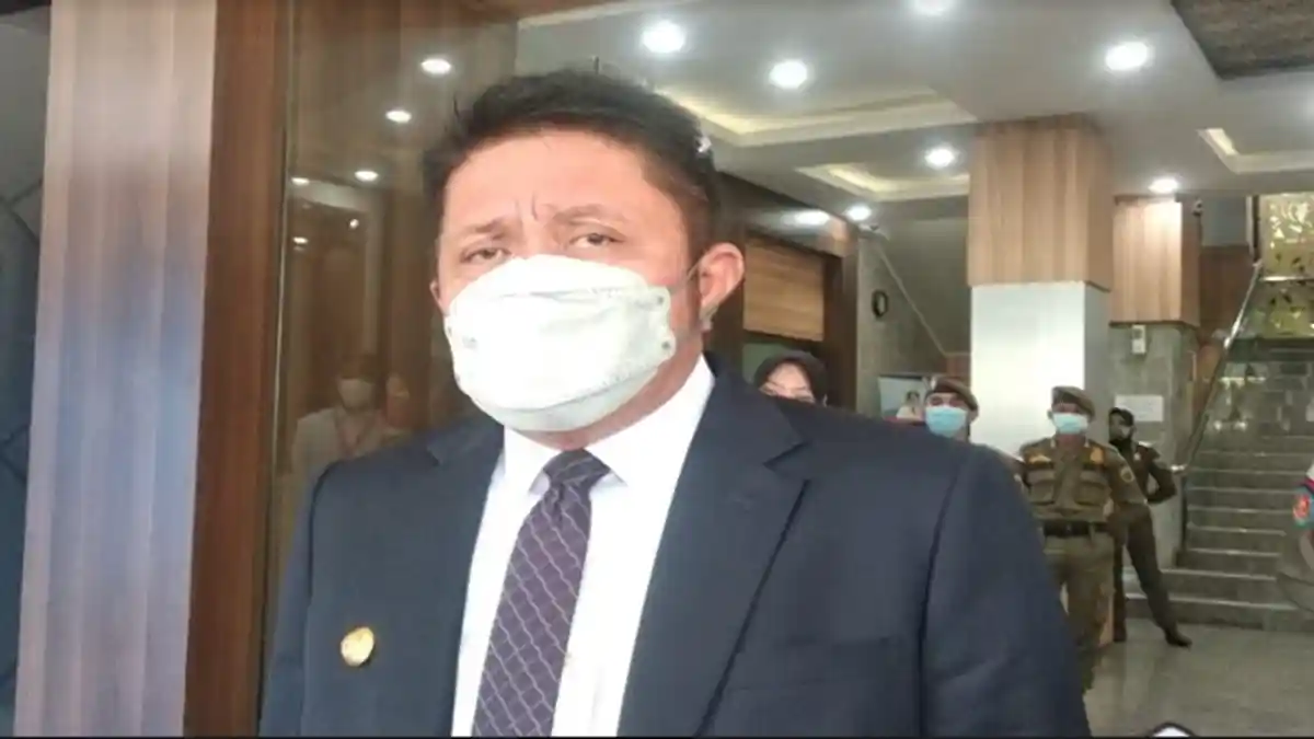 Ini Kata Gubernur Sumsel Herman Deru Tentang Masyarakat Sulit Dapat Vaksin