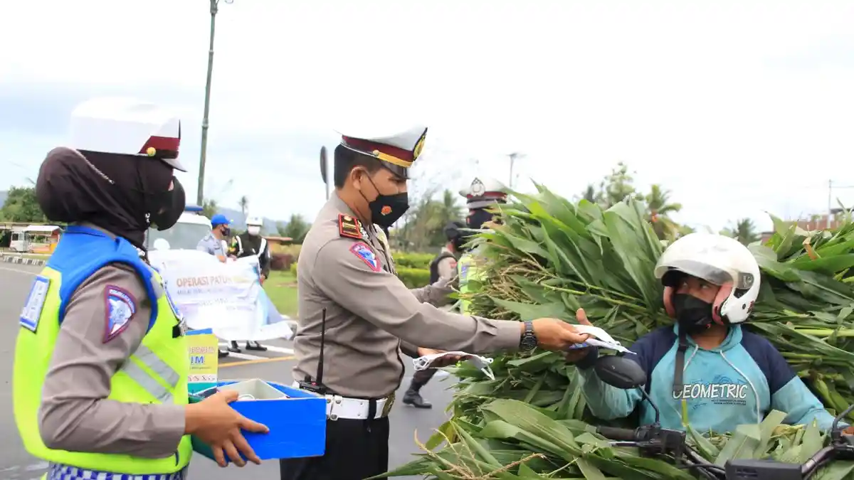 Razia Lalu Lintas Dimulai, Polres Lombok Barat Tidak Tilang Pengendara