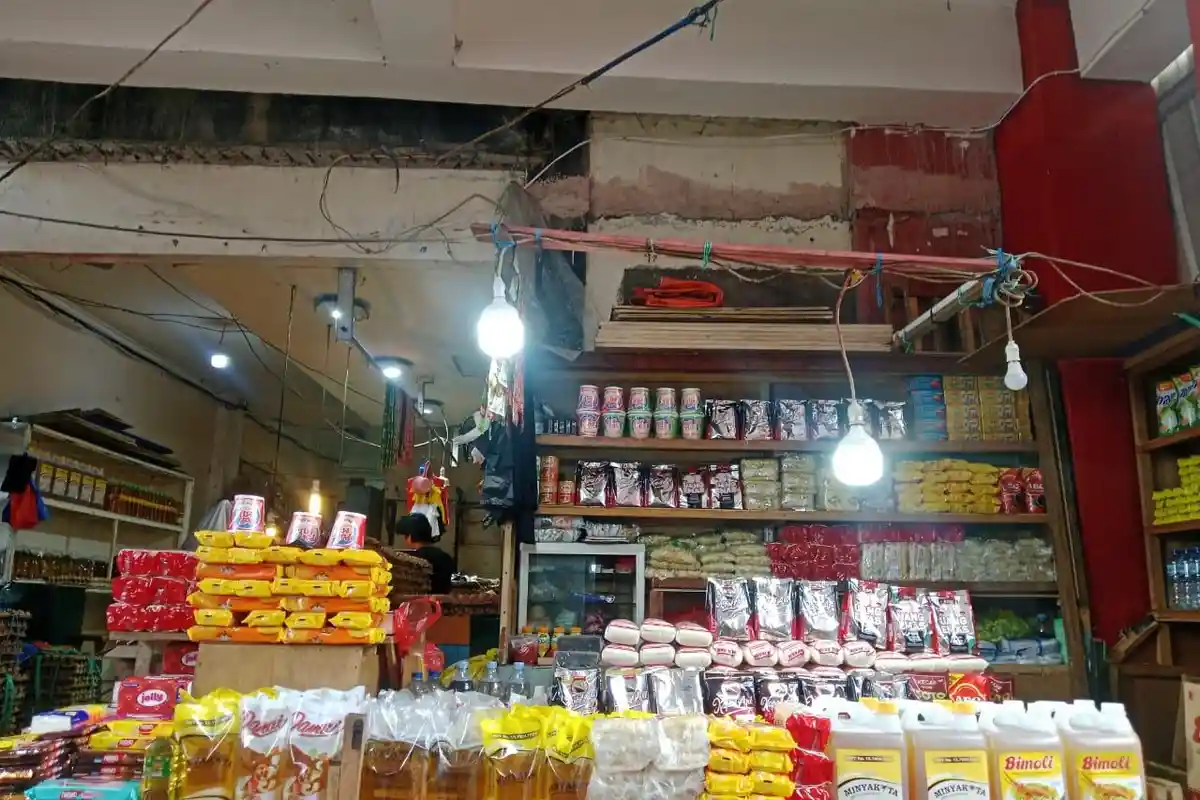 Update Harga Bapok di Pasar Higienis Ternate per Senin 26 Mei 2025 : Susu Dancow Kembali Normal