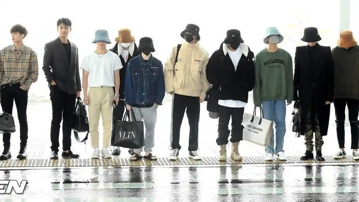 Akan Konser di Jakarta, Yuk Intip Penampilan Idol Kpop Seventeen Saat di Bandara Incheon
