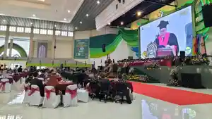 20250823_menyampaikan-orasi-ilmiah.jpg