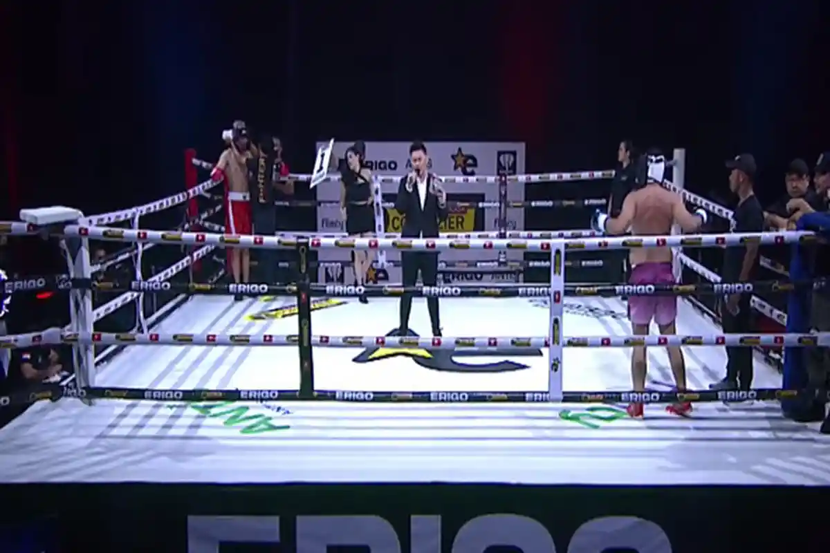 Hasil Tinju Azka Corbuzier vs Vicky Prasetyo, Tonton Detik-detik The Gladiator Adu Pukul Diatas Ring