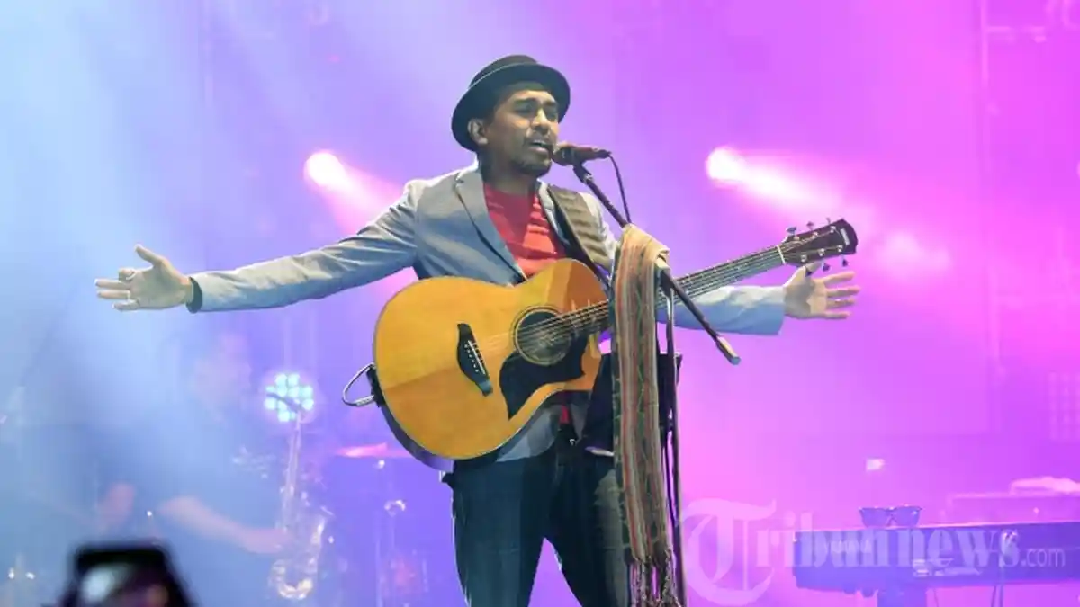 Penyanyi Glenn Fredly Meninggal Dunia, Mengenang Perjalanan Karier dan Karya Legendarisnya