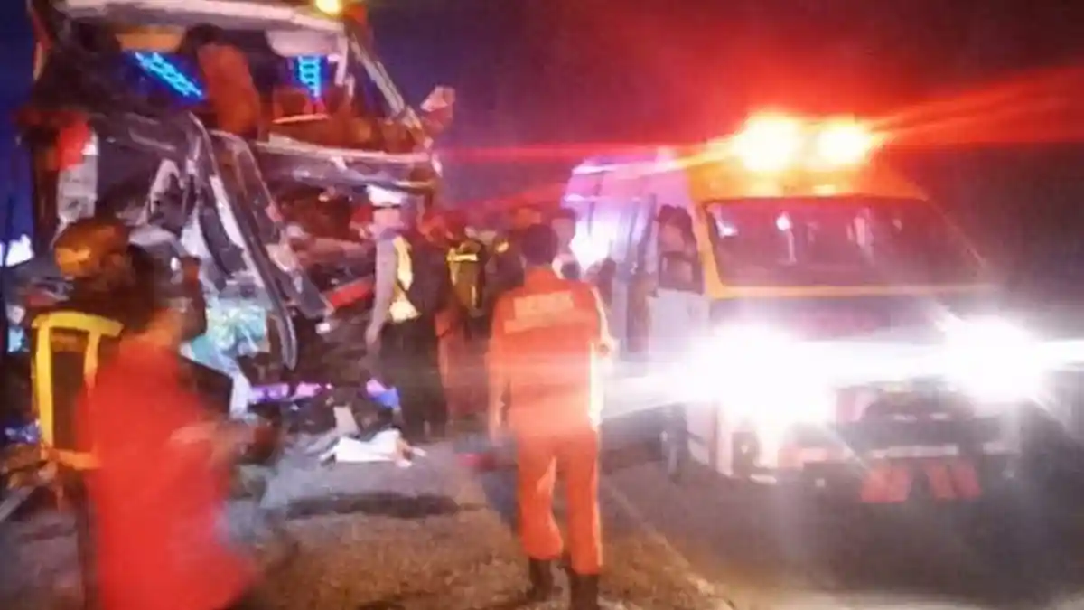 Lagi, Terjadi Kecelakaan Maut, Kali Ini di Tol Cipularang: Dua Orang Meninggal