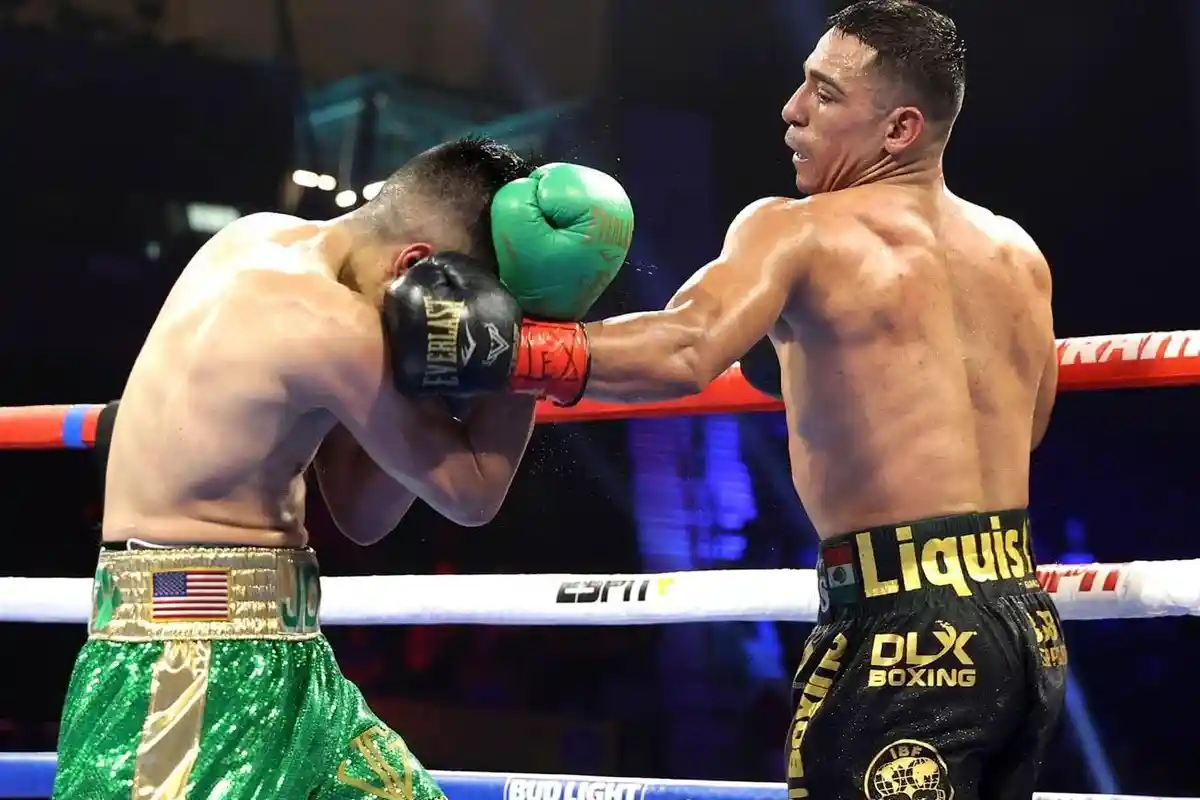 Hasil Tinju Dunia, Wajah Joet Gonzalez Babak Belur Dihajar Luis Alberto Lopez